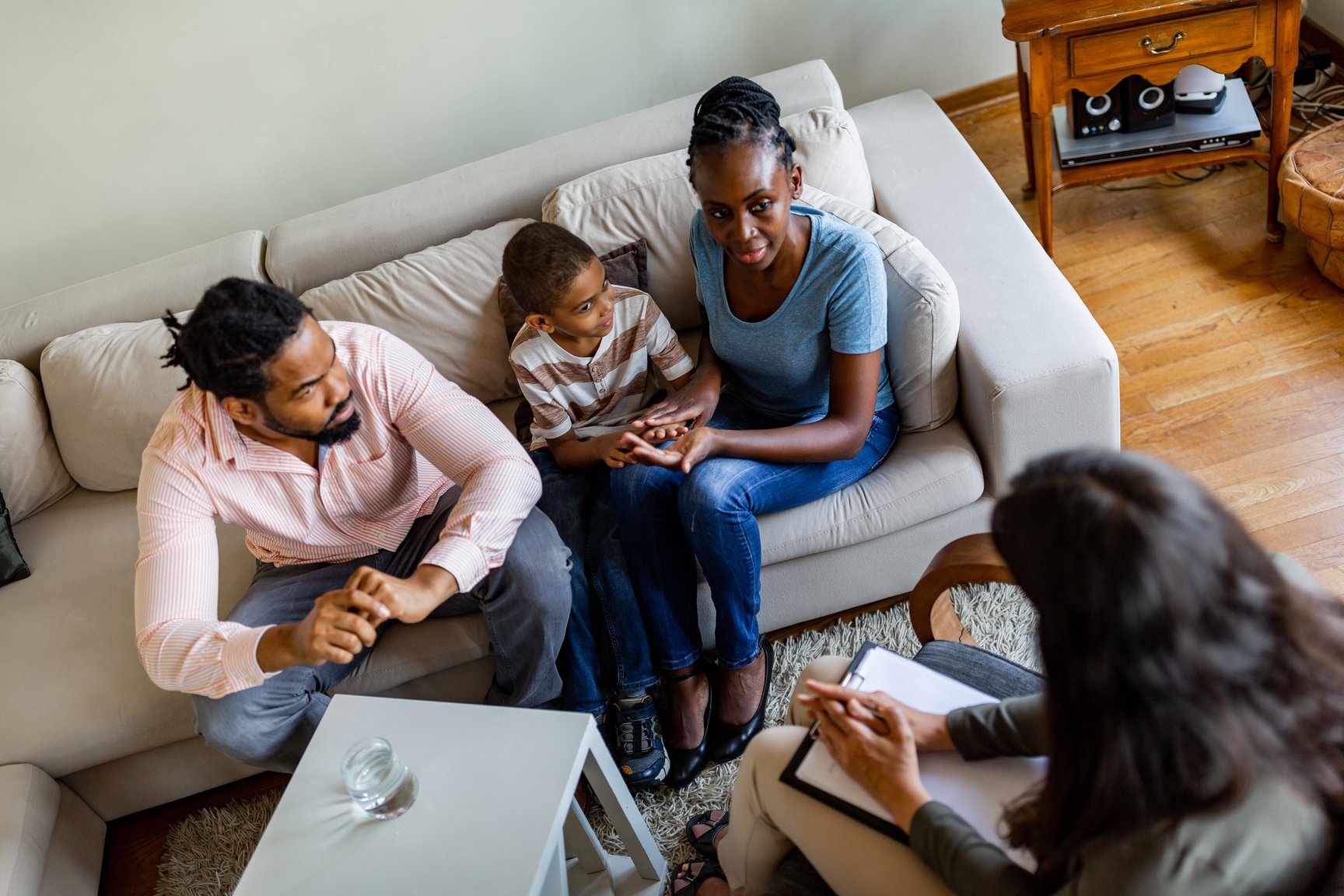 Family on a mental health therapy session